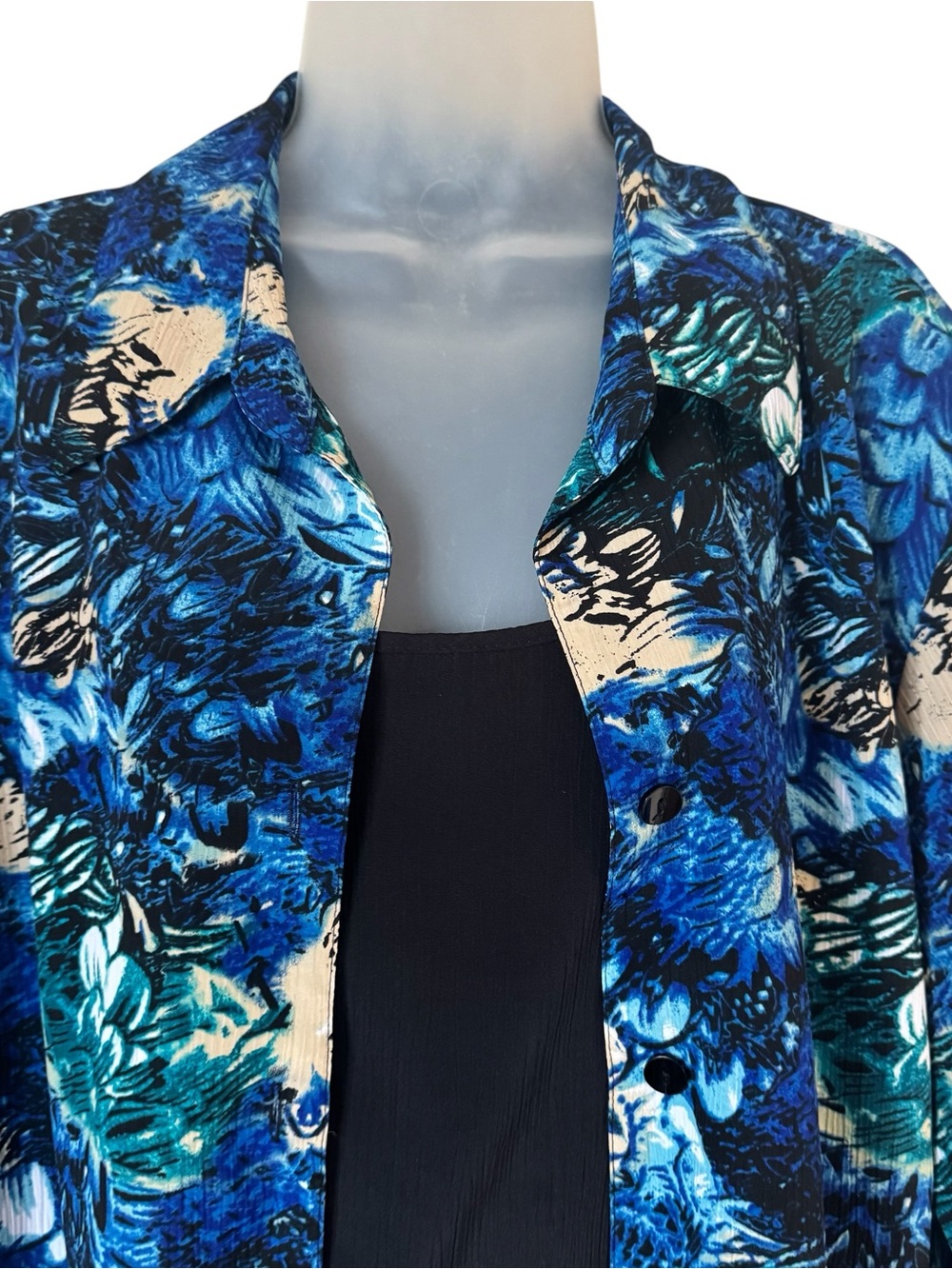 Pretty Blue Floral Mock Twinset PLUS: 4X #1 - Picture 2 of 7